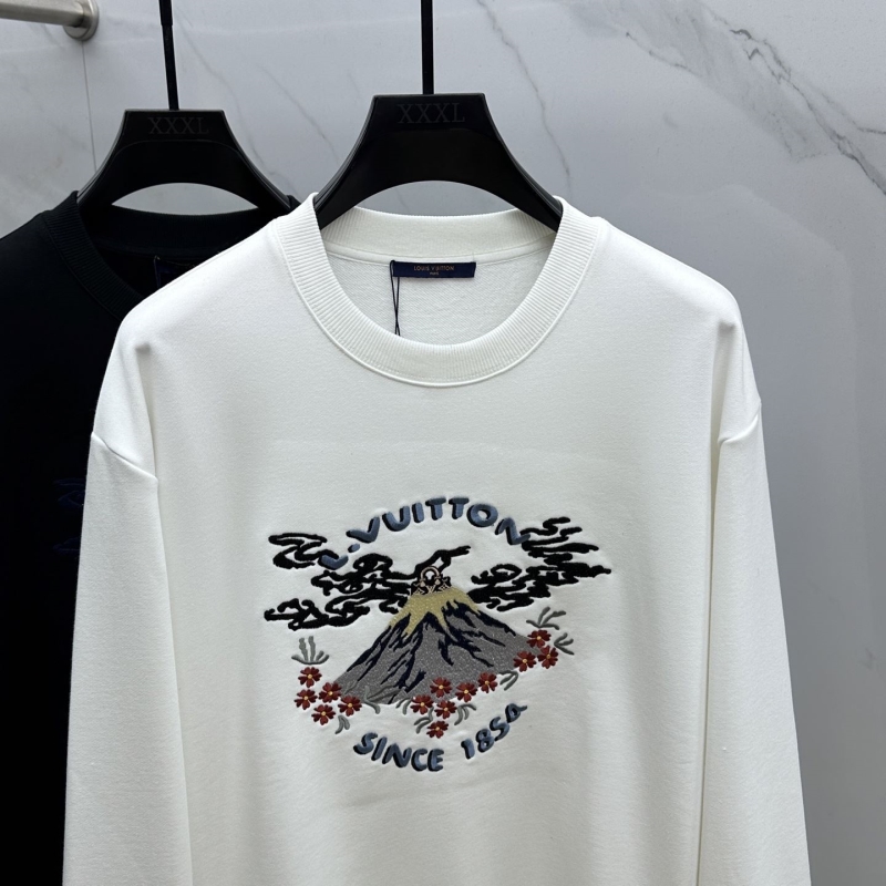 l0vis Vvtt0n t-shirt